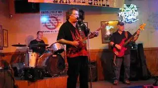 Cigar Box Gutar Medley At the Hoosier Bar in Osprey Florida Nov 11th 2016