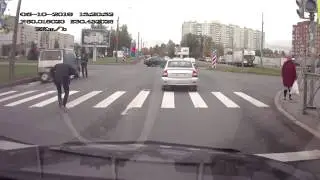 Karma for running red light in Russia - Pepper Spray