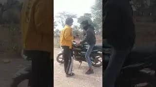 batane Ke Chakkar Mein Kuchh fas Gaya#viral #viralvideo #shortvideo #shorts #ytshorts
