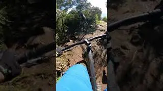 Cerr&oacute; la conejera Bogota Dowhill t&eacute;cnico, con una bici XC r&iacute;gida