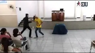 Peça Super Heróis - FJU Horizonte
