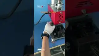 Handhold mini injection molding machine
