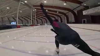 Fast 300m speedskating at elfstedenhal