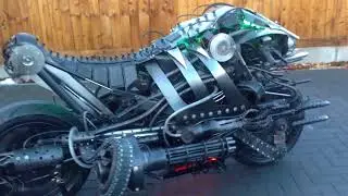 Moto Terminator motorbike by Podpadstudios.