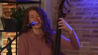 God Bless The Child - Gemma Abrié & Josep Traver - live at The Weekly Mag