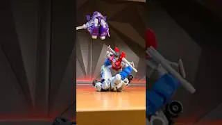 SHOCKWAVE FROM THE TOP ROPE 🔥 #stopmotion #blokeestransformers #blokees @Blokees