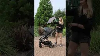 Take some time out from the sun with the adjustable iCandy parasol ☀️⛱️ #iCandyHacks