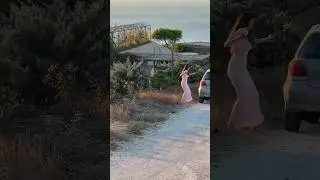 Wie sie Maurice einfach das Video schickt HAHAHAHA