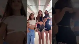 C’e qualcuno che pur di entrare in questo video di sole girls.. mi ha rubato un outfit🤣😅