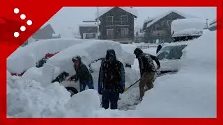Oltre mezzo metro di neve al suolo a Macugnaga, si spala a Staffa mentre continua a fioccare