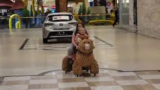 Quinnlynn & Carleigh Cruise West Edmonton Mall On A Stuffy Rider 🦒 #wem #yeg