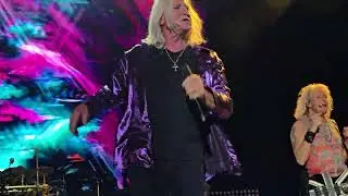 Pour Some Sugar On Me - Def Leppard LIVE 2025 @defleppard #defleppard