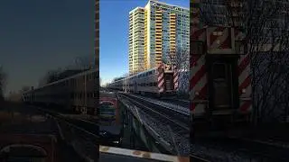 Evanston, Illinois ~ Metra UP-N Train Approaching Davis Street {Inbound} 🚆