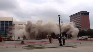 Ben Milam Hotel Implosion / Demolition in Downtown Houston (HD Version)