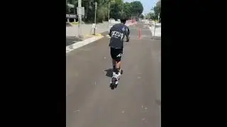 на самокатах #мем