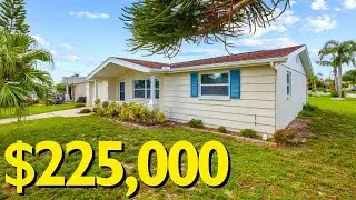 Tour a Renovated Home In Holiday, FL | 2055 Norfolk, Holiday, FL
