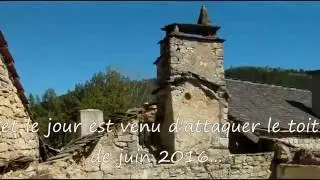 une charpente en ch&acirc;taigner bross&eacute;