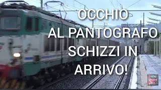 Occhio al pantografo schizzi in arrivo.Intercity sotto la pioggia. E 656 074-492!🐊