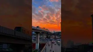 City Vibes at Sunset | Urban Metro Aesthetic | Evening Commute in Style