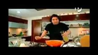 Javier López dueño del Villano Restaurante es invitado por Gastón Acurio