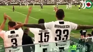 I giocatori della Juve cantano con la Curva Sud!