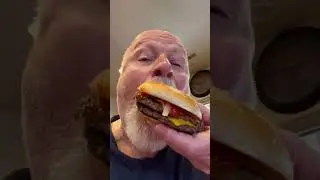 Quick Bite: McDonald's Double Quarter Pounder with Cheese #quickbites #livelife365 #mcdonalds