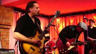 Knock-Out Greg & The Scandinavian Blue Flames (SWE/FIN), Bischofsm&uuml;hle Hildesheim, 16.12.2022