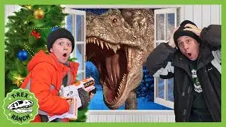 Dinosaurs in a Christmas Story! Life Size Dinosaur Showdown & Baby T-Rex Holiday Adventure for Kids