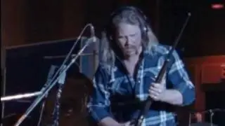 Lars Ulrich and James Hetfield recording drums funny