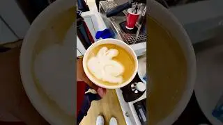 Coffee brewing & latte art #coffee #cafe #breakfast #latte #brewingtechniques