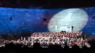 dismappa - Finale e ovazione per Carmina Burana all'Arena di Verona