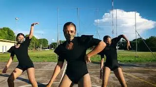 Play my song - Choreography by  Anique Marcet, Yria Kasanoemar &  Zina&iuml;da Gersie
