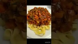 Curious about the best Mushroom Bolognese? 🍄🍝 Find the full recipe now on my channel!