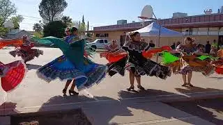 The Paul Huber Middle School Folklorico dancers