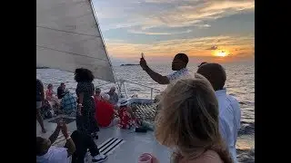 Seahorse Sailing Sunset Dinner Cruise - Nassau Bahamas