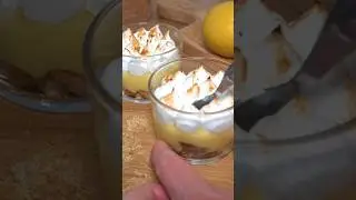 Recette de verrines citron meringu&eacute;es 🍋 #recette #recettefacile #citron #meringue #patisserie