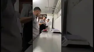 Когда хотят научить тебя как правильно солить 👨&zwj;🍳 #накухне #food #chef #restaurant #funny #смешно