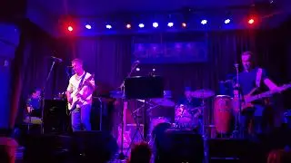 COVER KAI - ANGELS (ROBBIE WILLIAMS) - EN VIVO EN CAF&Eacute; BERLIN BS.AS. 22 DE NOVIEMBRE DE 2025