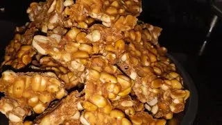 Iss uttrayan banaye tasty chikki ka swaad lijiye 🙏🏻❤️😋