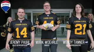 Tour Tim Hortons Field, Go Ticats ! Pig Skin Pete! Cheer leaders!