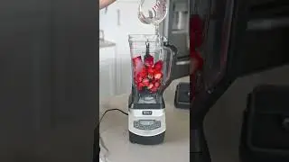 frozen strawberry daiquiri cocktail recipe🍓