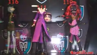 Monster High Prototype Dolls 2011 SDCC Monster High Doll Preview 