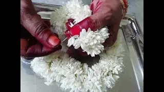 How to string Virajaji Pulu (విరజాజులు ) Garland in telugu..