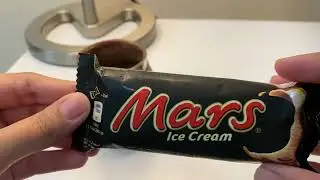ASMR: Review different chocolates #KitKat #Mars #Twix #ChocoBar #Galaxy