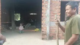 លក់លក់ទៀតហើយព្រោះតែជីវភាពខ្វះមុខខ្វះក្រោយ