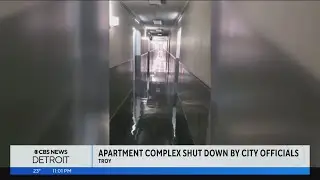 Troy apartment complex shutting down by city officials due to no heat, burst pipes