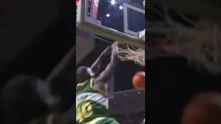Shawn Kemp 90s Best in game DUNKER.. #youtubeshorts #shawnkemp #basketball #reaction #fyp