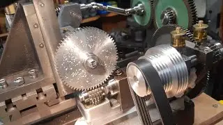 CES Gear Hobbing Machine Cutting 65T Spur Gear