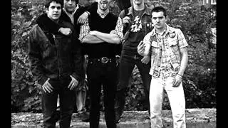 Skingirl-Doubling Boys