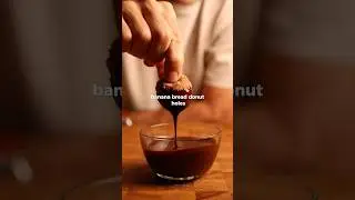 пончики с дырками от бананового хлеба #рецепт #завтрак